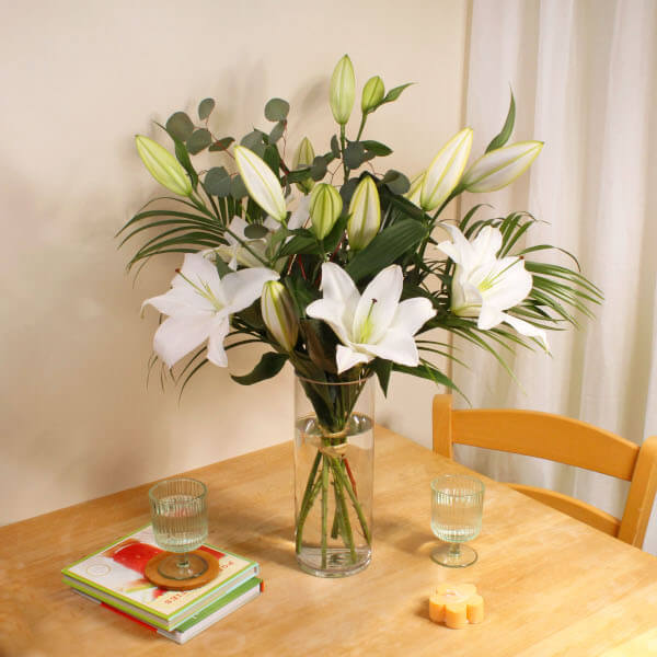 White Lilies Bouquet - Image 3